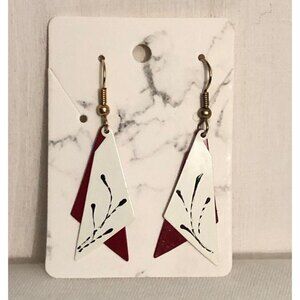 Layered Triangle Pierced Earrings Red Black White